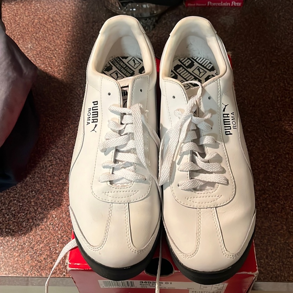 Used twice puns casual sneakers